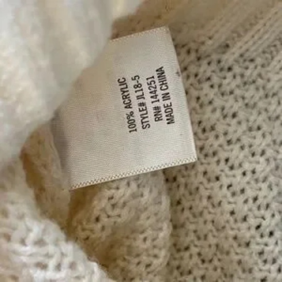 Alya Floral Crochet Cable Knit Cream Sweater Crew Neck Size M - Picture 5 of 6